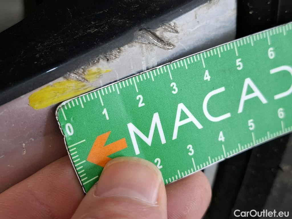  Peugeot  3008 PEUGEOT  / 2020 / 5P / SUV 1.6 HYBRID 225 E-EAT8 Allure Pack #5