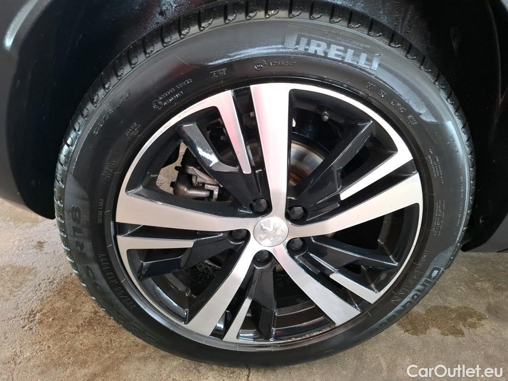  Peugeot  3008  II GT 1.2 PureTech 130CV BVA8 E6d #23