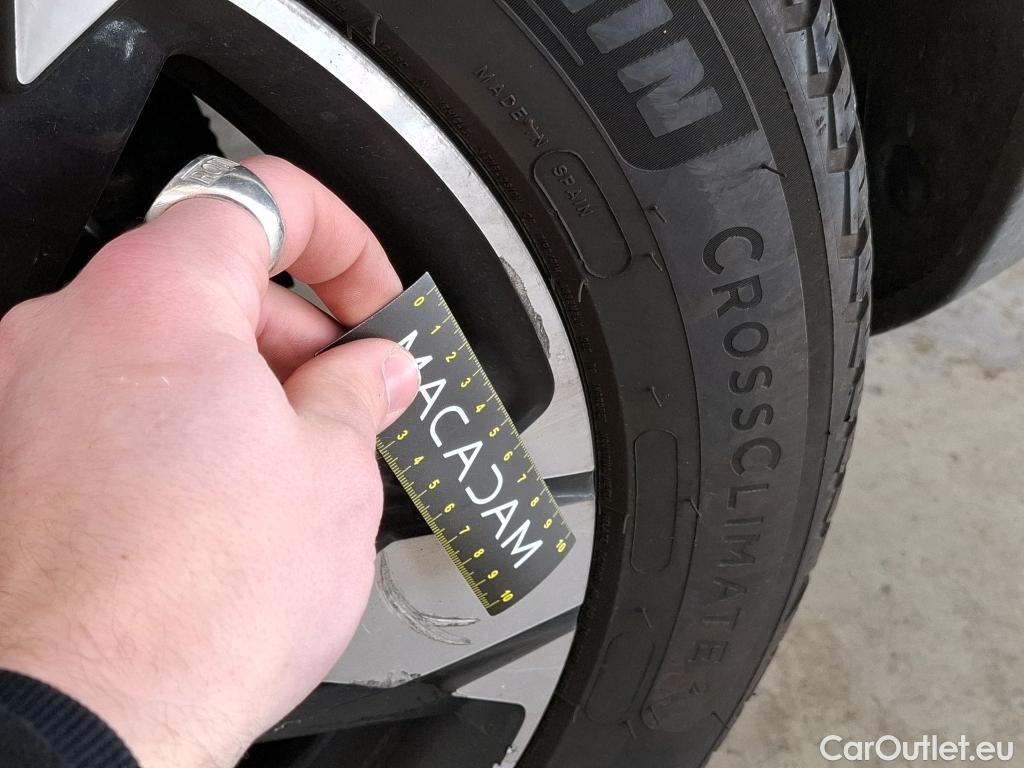  Peugeot  3008  GT 1.2 PureTech 130CV BVA8 E6d #19