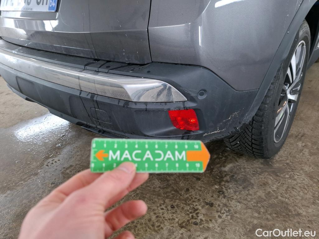  Peugeot  3008 PEUGEOT  / 2020 / 5P / SUV 1.6 HYBRID 225 E-EAT8 Allure Pack #43