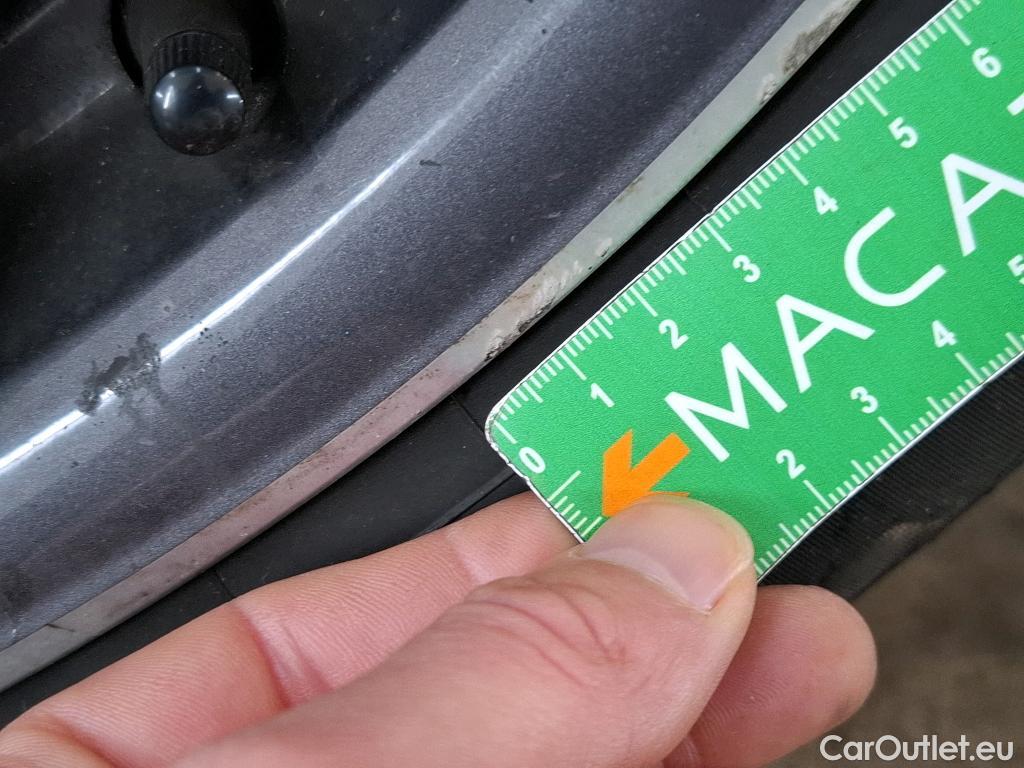  Peugeot  3008 PEUGEOT  / 2020 / 5P / SUV 1.6 HYBRID 225 E-EAT8 Allure Pack #13