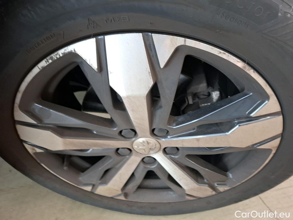  Peugeot  3008  GT 1.2 PureTech 130CV BVA8 E6d #26