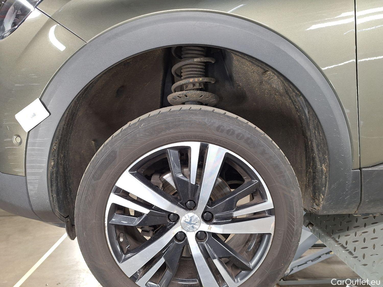  Peugeot  5008 Peugeot,  '16, Peugeot  1.5 BlueHDi 96kW S&S EAT8 Allure 5d #17