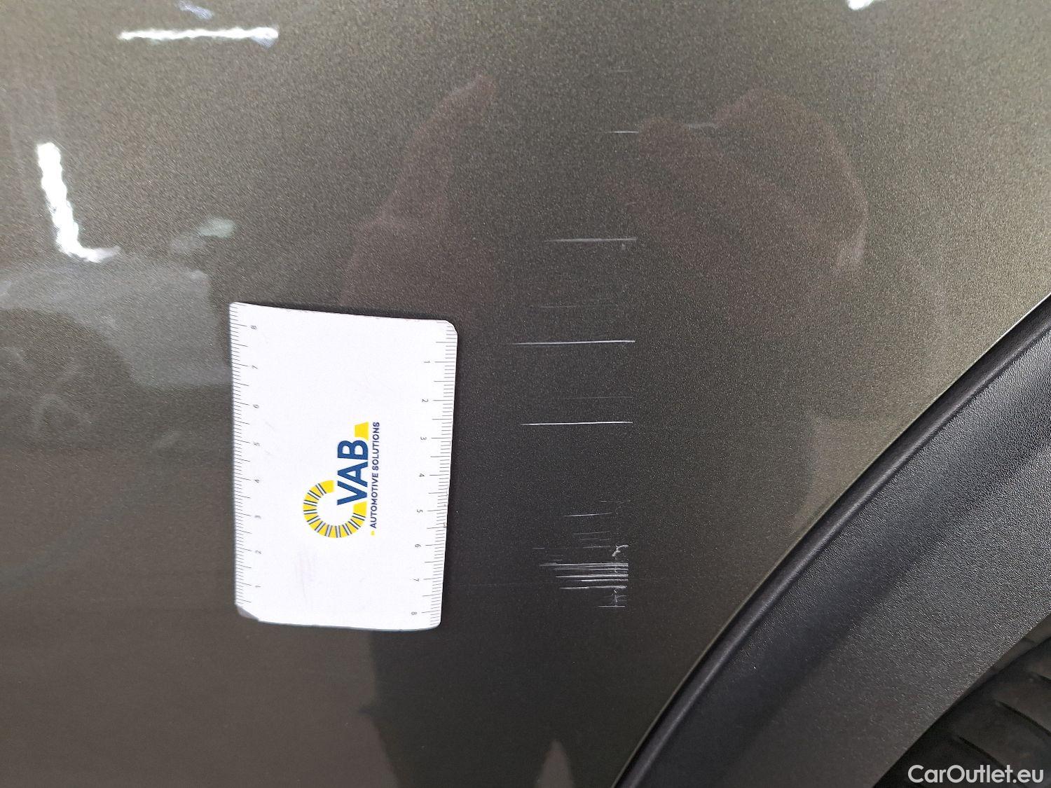  Peugeot  5008 Peugeot,  '16, Peugeot  1.5 BlueHDi 96kW S&S EAT8 Allure 5d #32