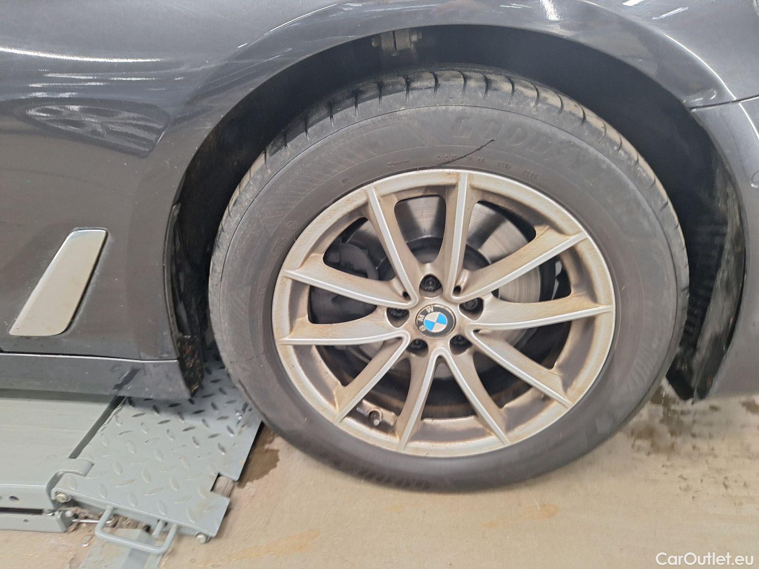  Bmw  Serie 5 BMW, 5-serie '16, BMW 5 Reeks Berline 518d 100kW Aut. 4d #56