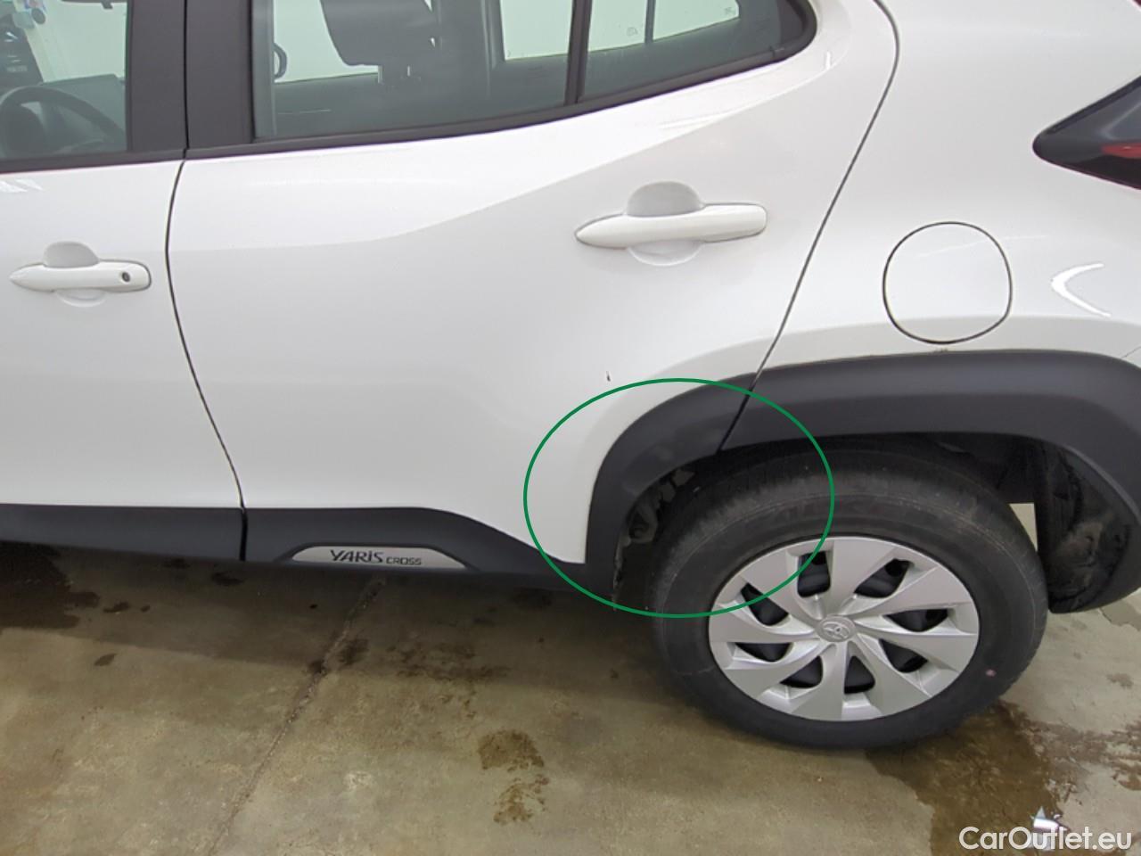  Toyota  Yaris Cross TOYOTA  Hybride / 2021 / 5P / SUV 1.5 HYBRID 116H DYNAMIC AUTO #2