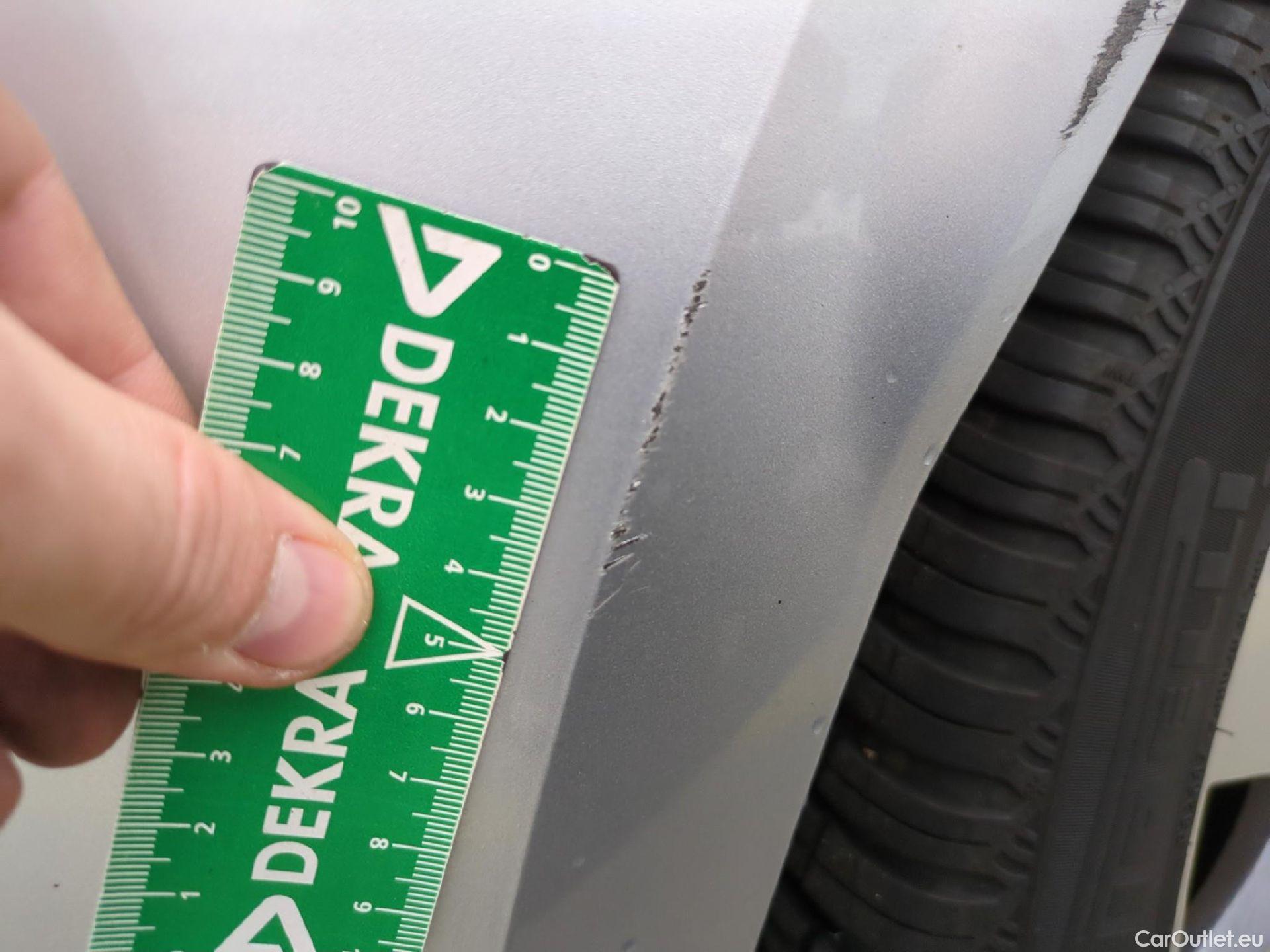  Renault  Megane  IV Berline 5 ptes. Techno 1.5 dCi 115CV BVA7 E6d #47