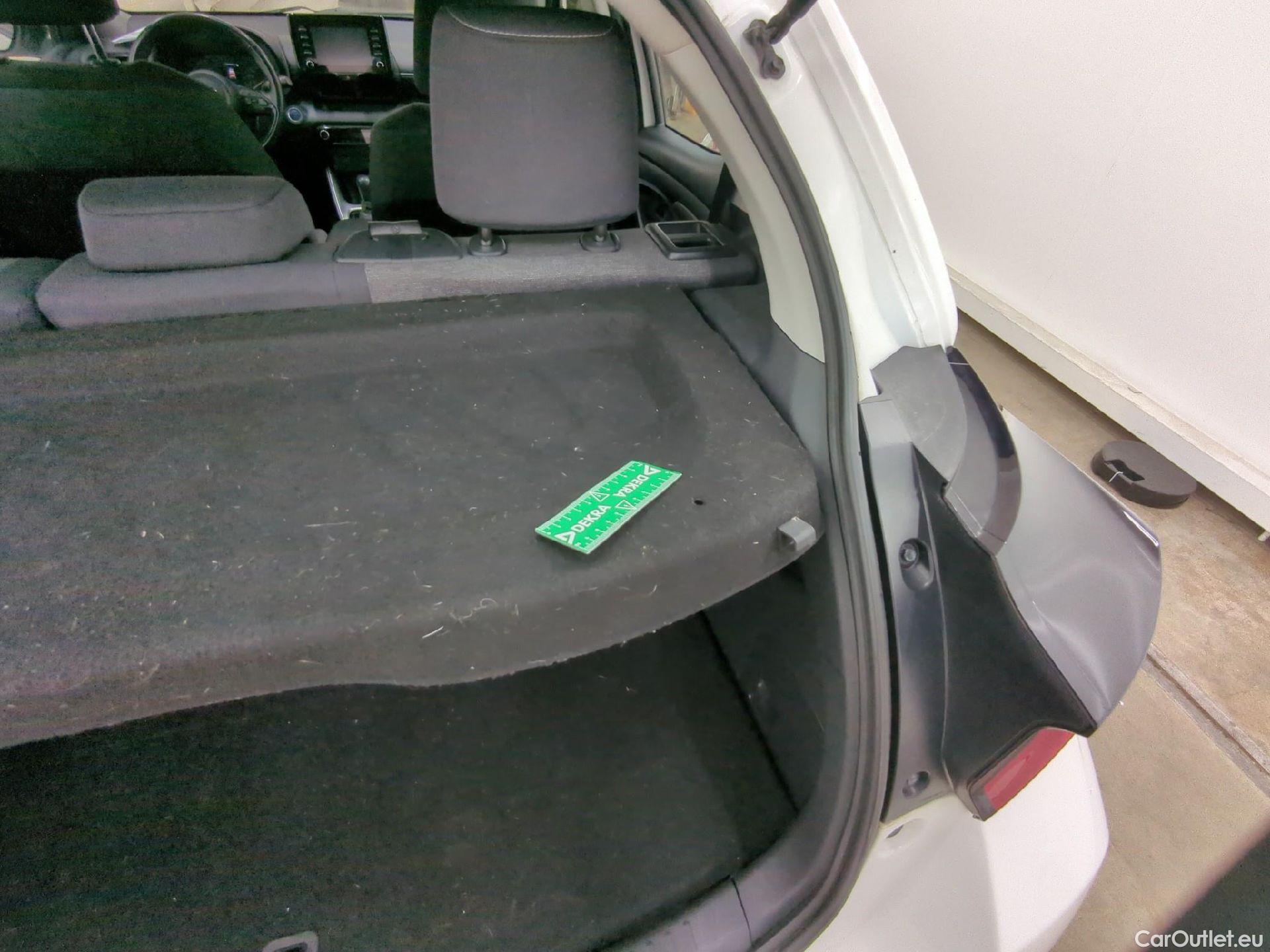  Toyota  Yaris TOYOTA  Hybride / 2019 / 5P / Berline Hybride 116h Dynamic Business Beyond Zer #1