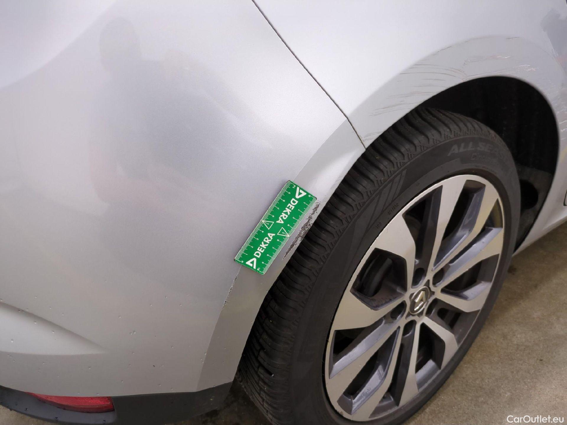  Renault  Megane  IV Berline 5 ptes. Techno 1.5 dCi 115CV BVA7 E6d #48