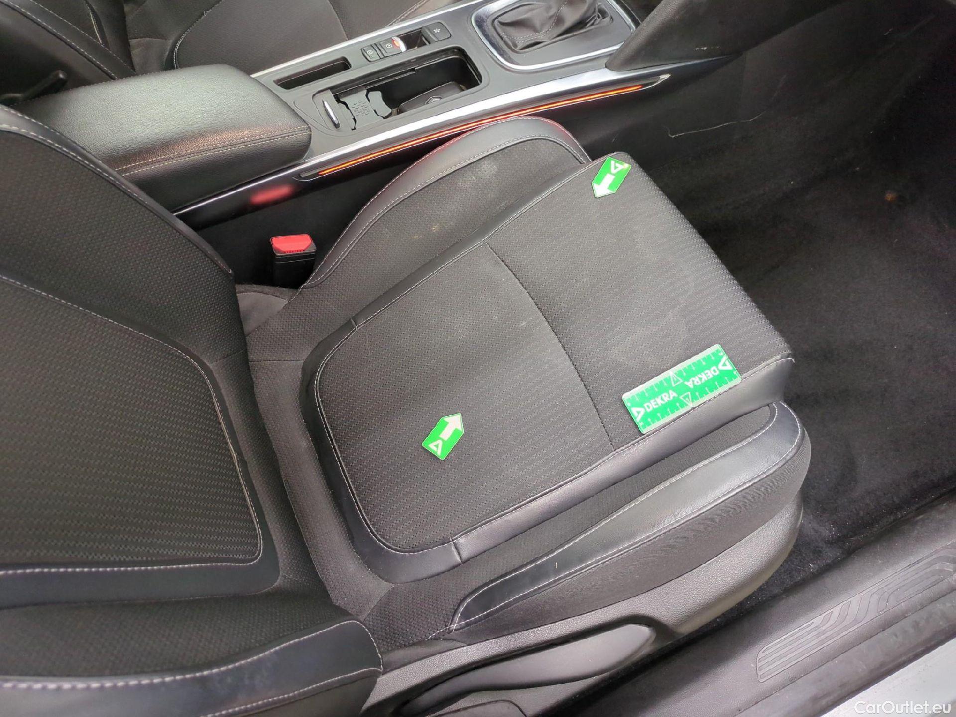  Renault  Megane  IV Berline 5 ptes. Techno 1.5 dCi 115CV BVA7 E6d #8