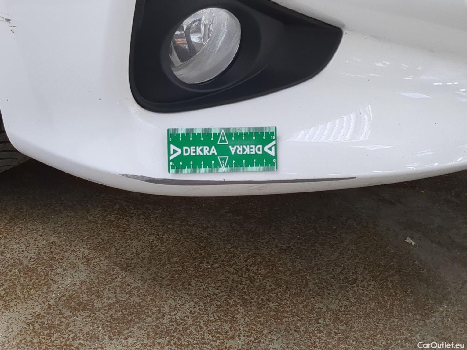  Toyota  Yaris TOYOTA  Hybride / 2019 / 5P / Berline Hybride 116h Dynamic Business Beyond Zer #11