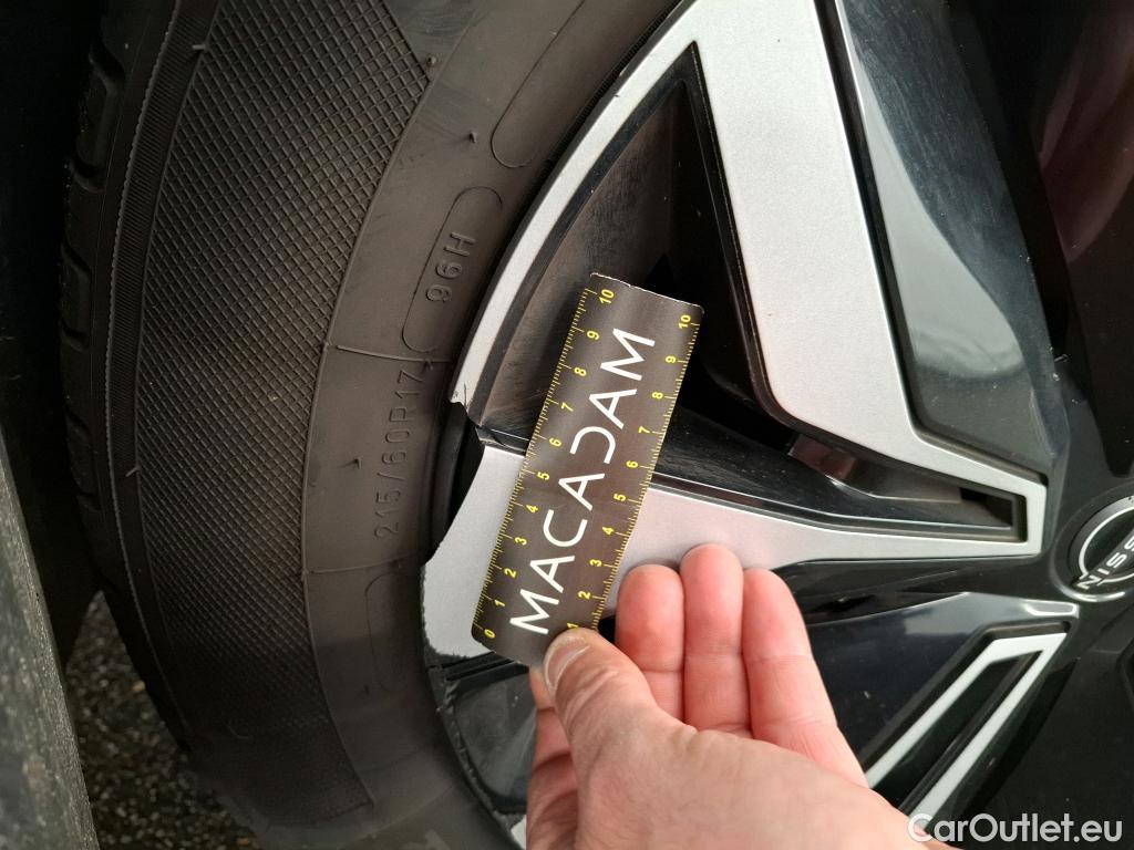  Nissan  Juke NISSAN  / 2019 / 5P / Crossover DIG-T 114 BVM6 Acenta #38