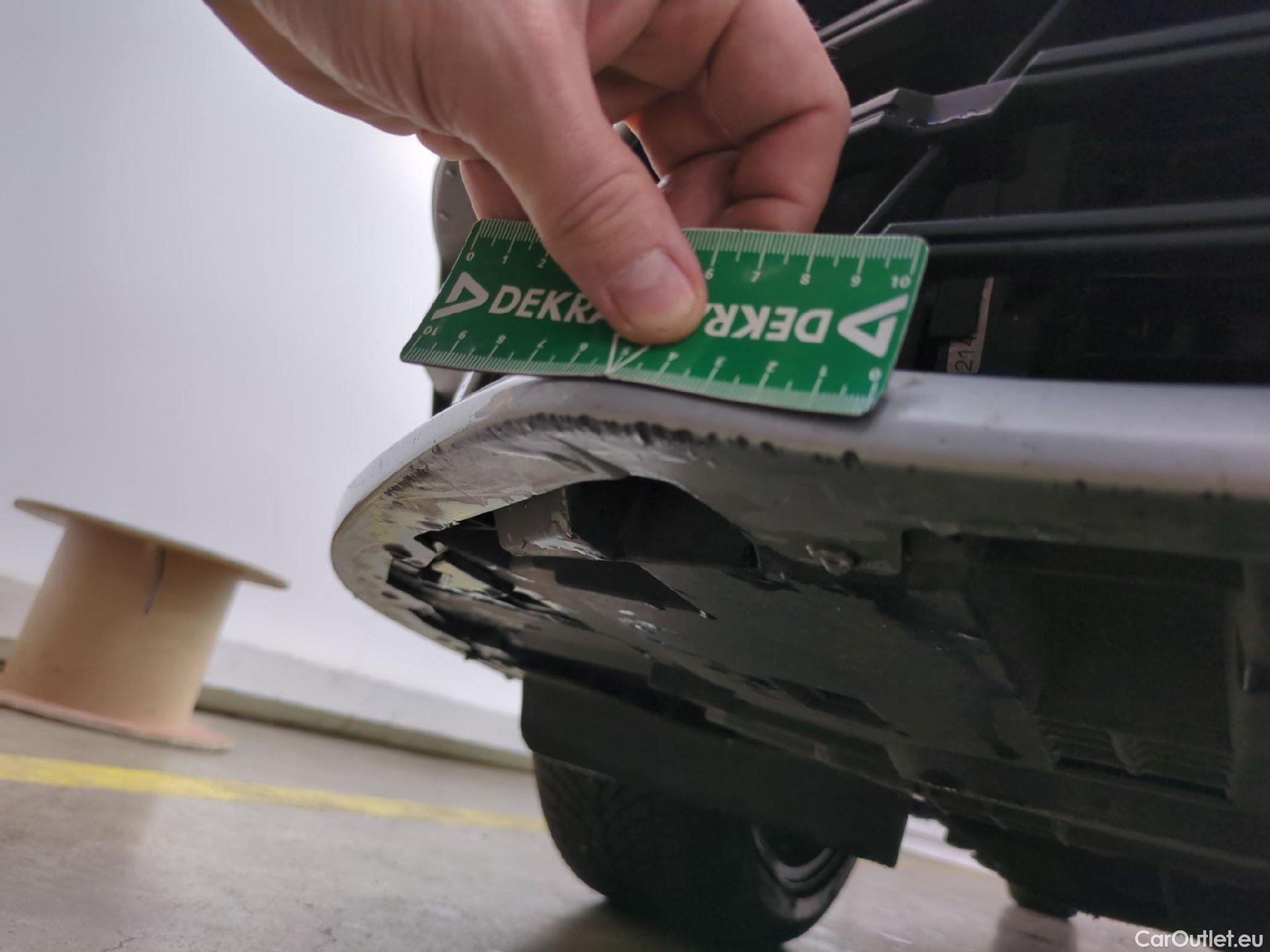  Renault  Megane  IV Berline 5 ptes. Techno 1.5 dCi 115CV BVA7 E6d #40