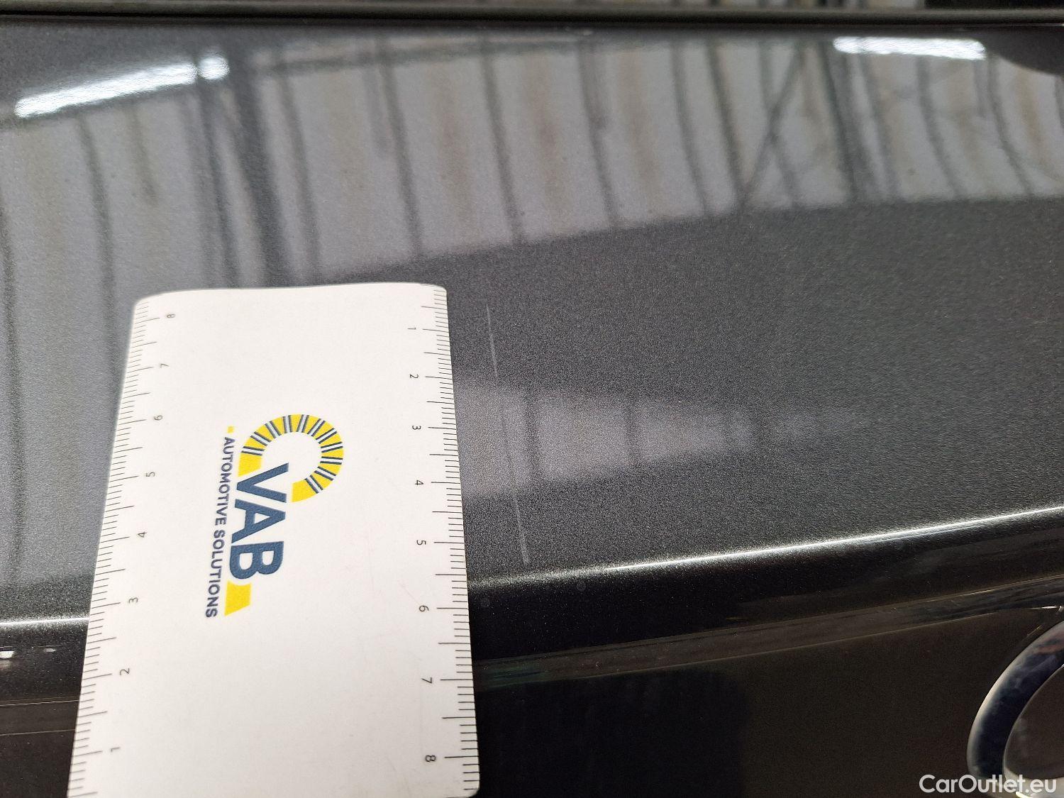  Audi  Q3 Audi,  SB '19 PHEV, Audi  Sportback 45 TFSI e S tronic S Line 5d #36