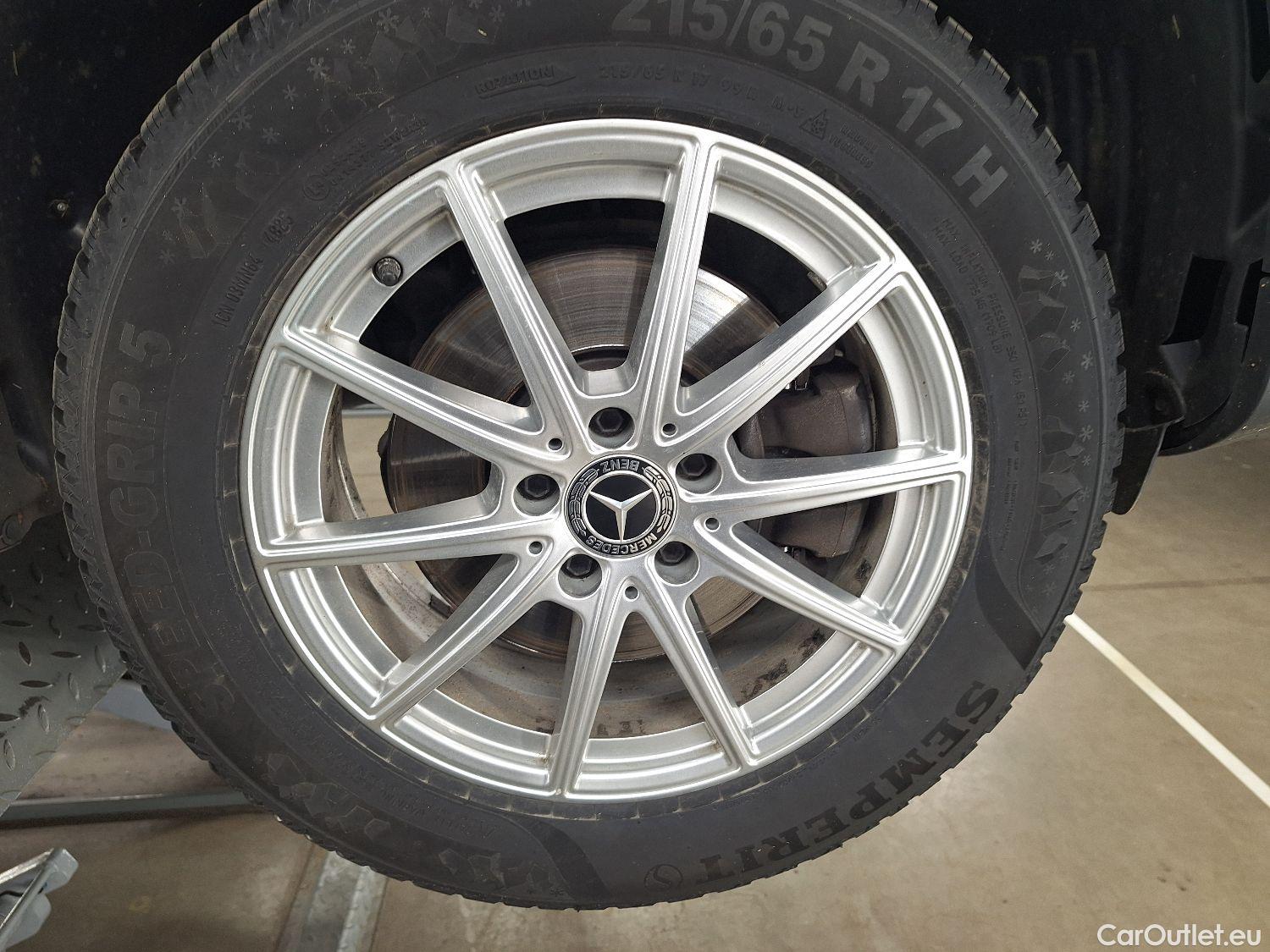  Mercedes  GLA Mercedes,  '20, Mercedes-Benz   200 d Business Solution 5d #13