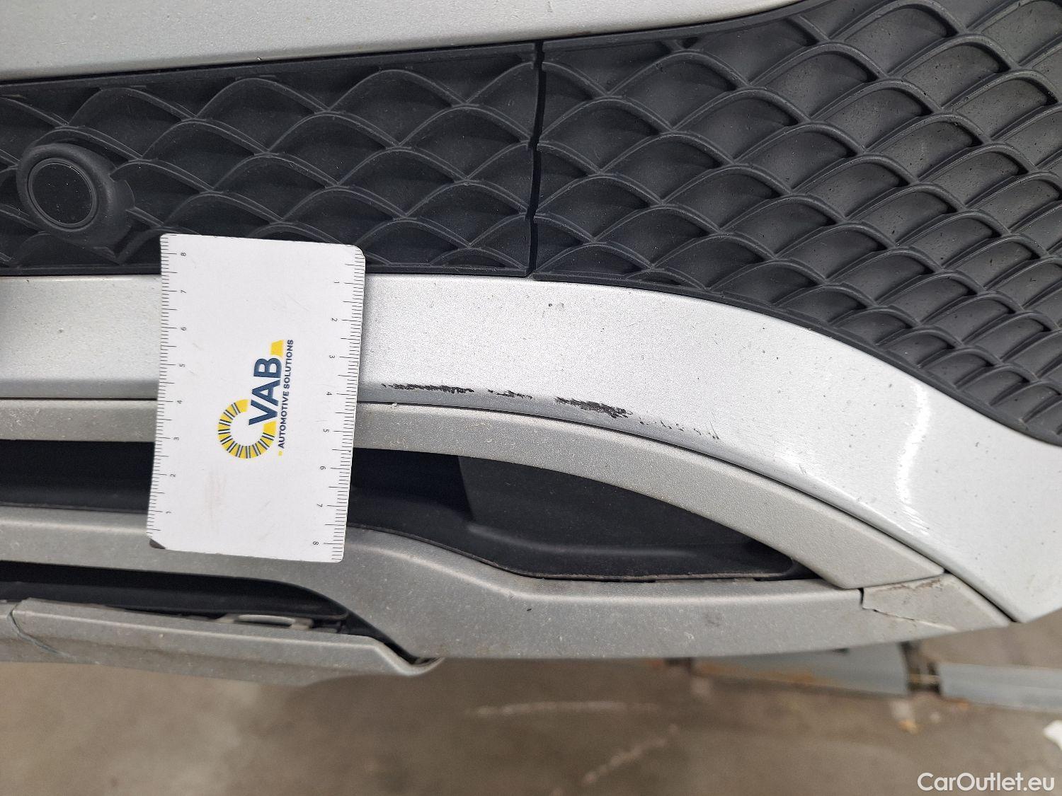  Mercedes  GLA Mercedes,  '20, Mercedes-Benz   200 d Business Solution 5d #4