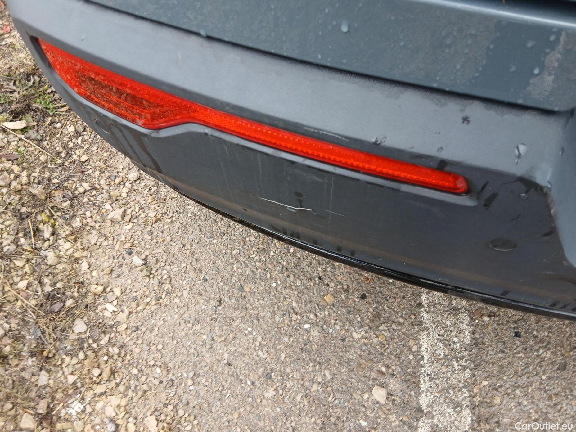  Volvo  XC 40 VOLVO XC40 / 2017 / 5P / todoterreno 1.5 T5 Twin Recharge R-Design Auto #16