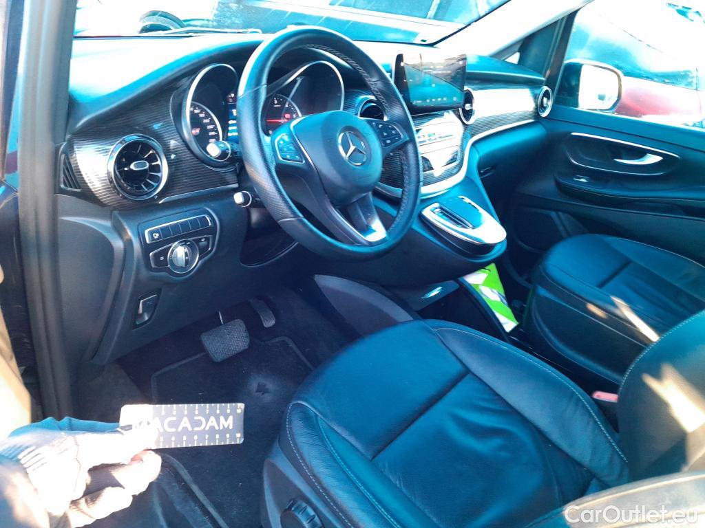  Mercedes  V-Klasse MERCEDES-BENZ Clase V / 2014 / 5P / monovolumen 300 d Avantgarde Largo #21