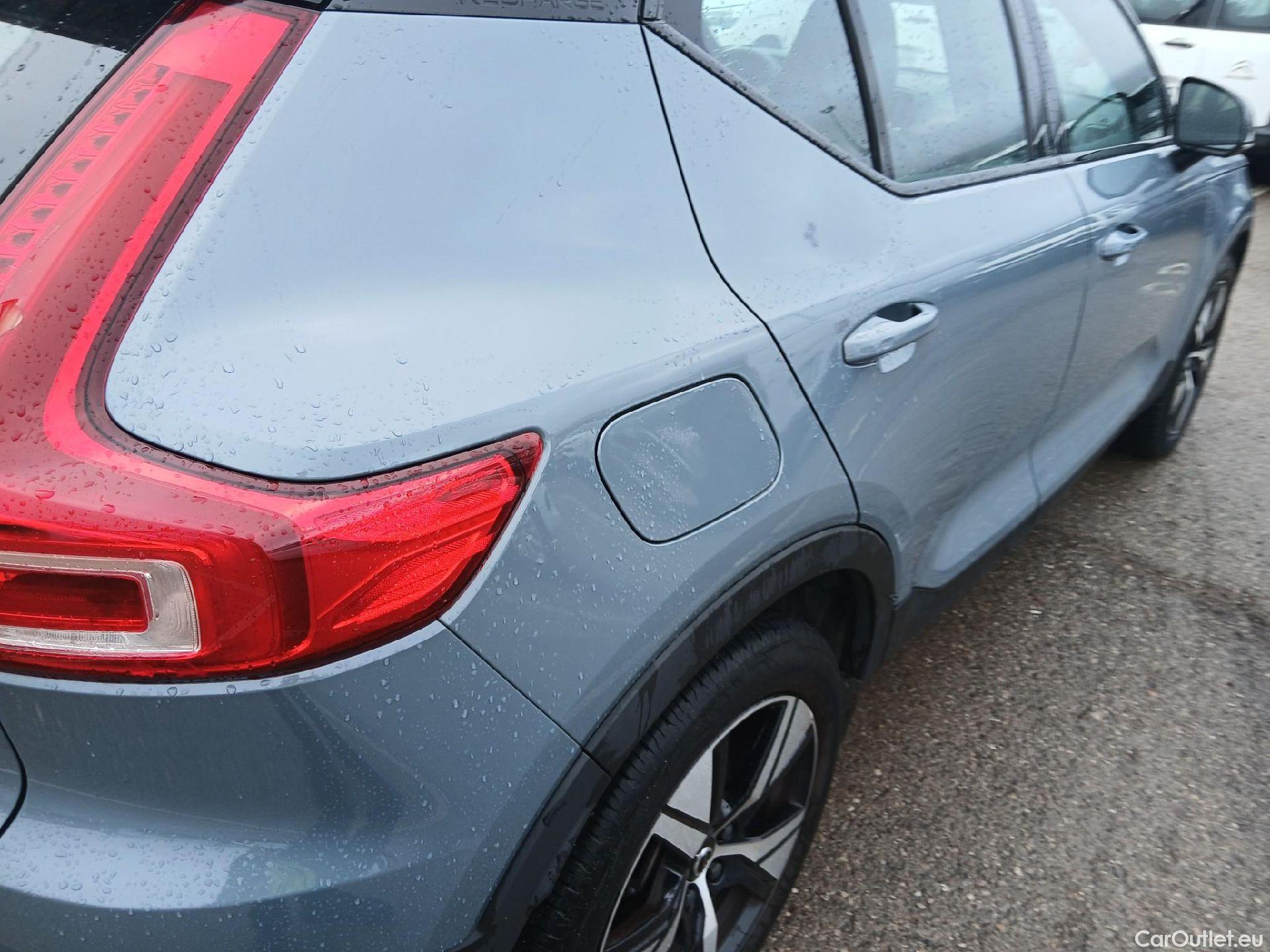  Volvo  XC 40 VOLVO XC40 / 2017 / 5P / todoterreno 1.5 T5 Twin Recharge R-Design Auto #22