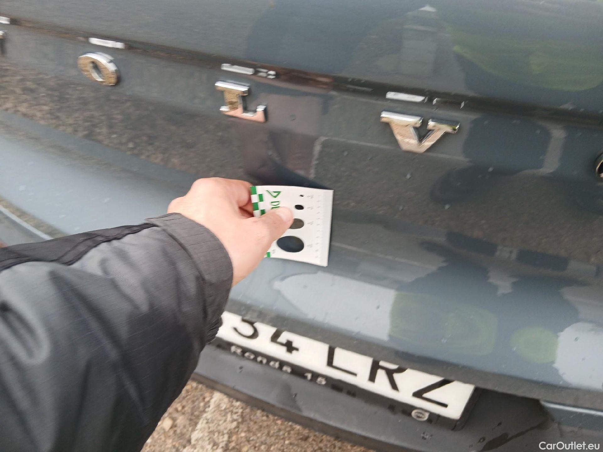  Volvo  XC 40 VOLVO XC40 / 2017 / 5P / todoterreno 1.5 T5 Twin Recharge R-Design Auto #20