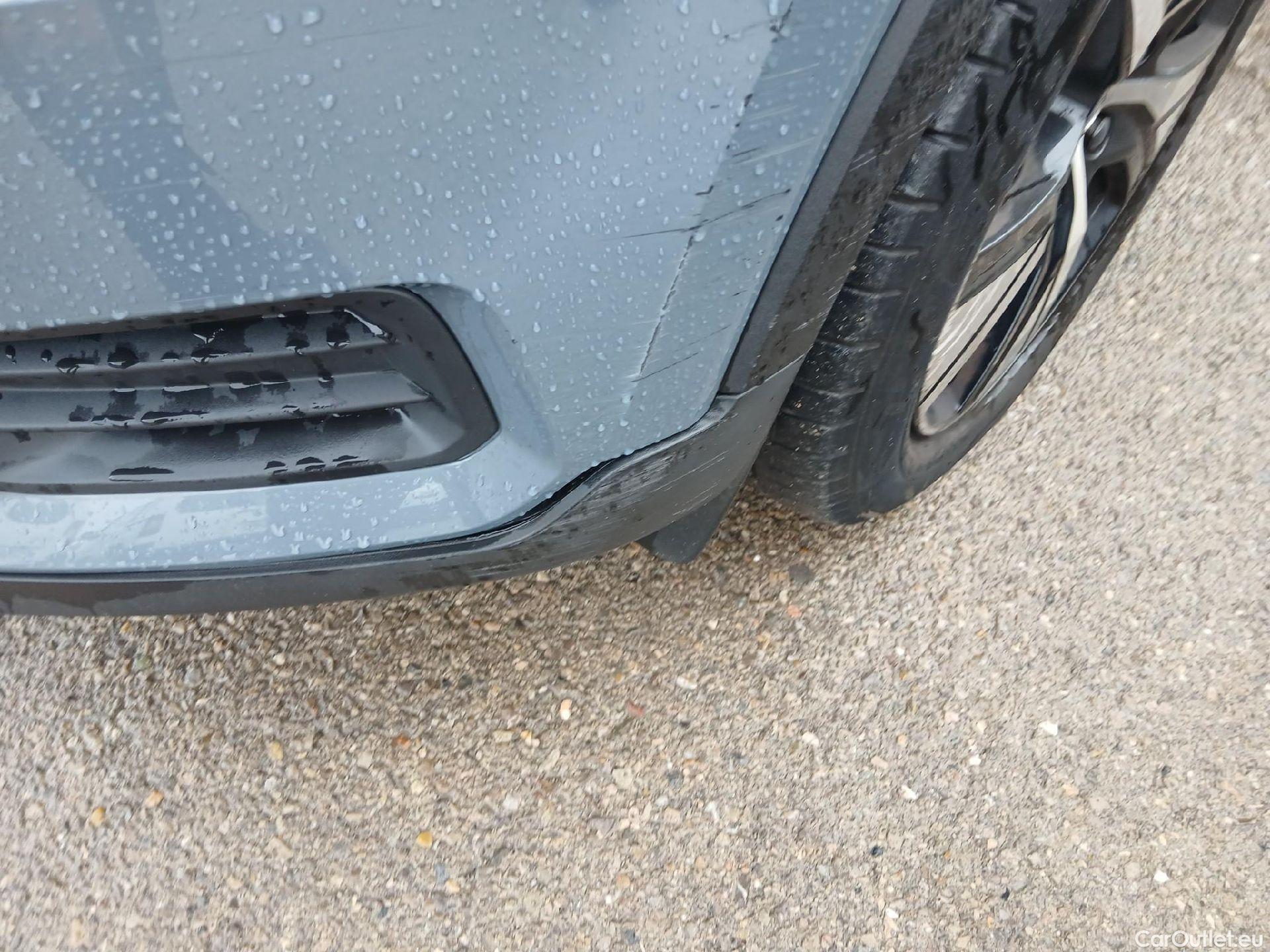  Volvo  XC 40 VOLVO XC40 / 2017 / 5P / todoterreno 1.5 T5 Twin Recharge R-Design Auto #4