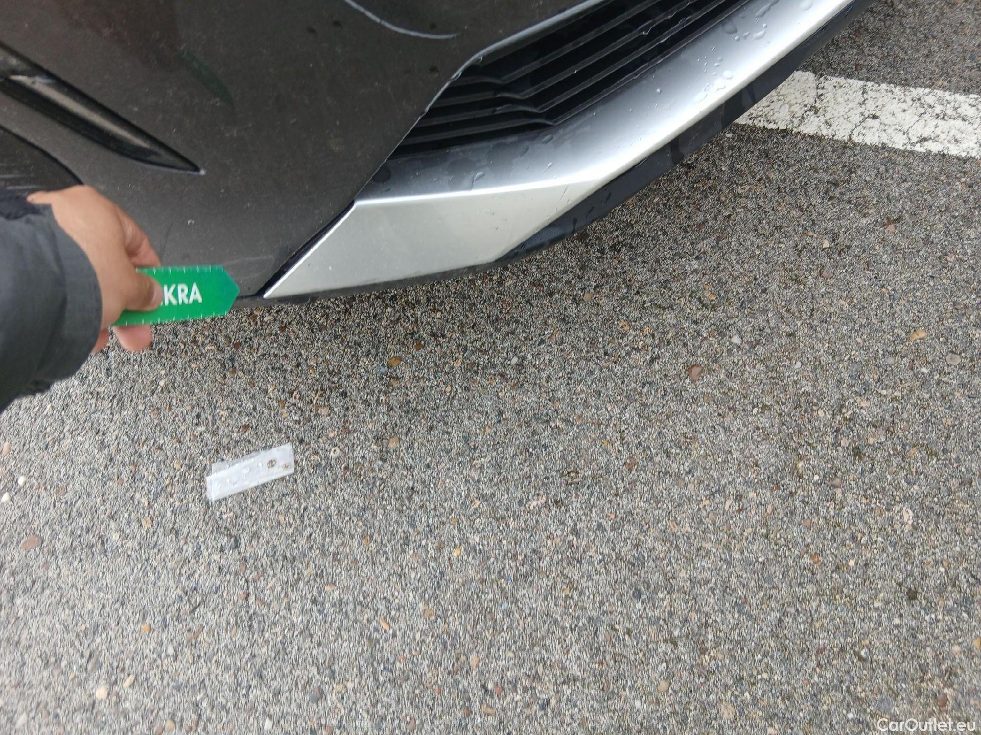  Peugeot  3008 PEUGEOT  Hybrid / 2020 / 5P / todoterreno 225 e-EAT8 Allure (AC2) #5