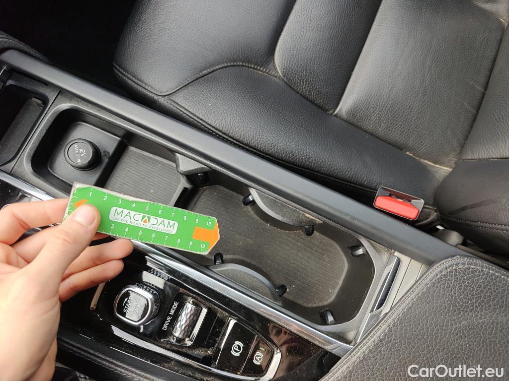  Volvo  XC90 VOLVO  / 2019 / 5P / todoterreno 2.0 T8 AWD Business Plus Auto #59