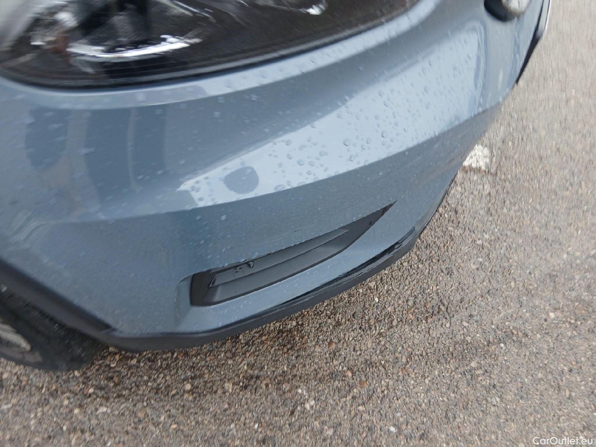  Volvo  XC 40 VOLVO XC40 / 2017 / 5P / todoterreno 1.5 T5 Twin Recharge R-Design Auto #1