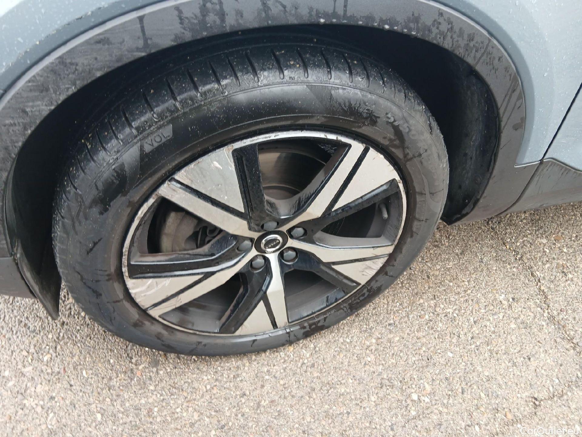  Volvo  XC 40 VOLVO XC40 / 2017 / 5P / todoterreno 1.5 T5 Twin Recharge R-Design Auto #8