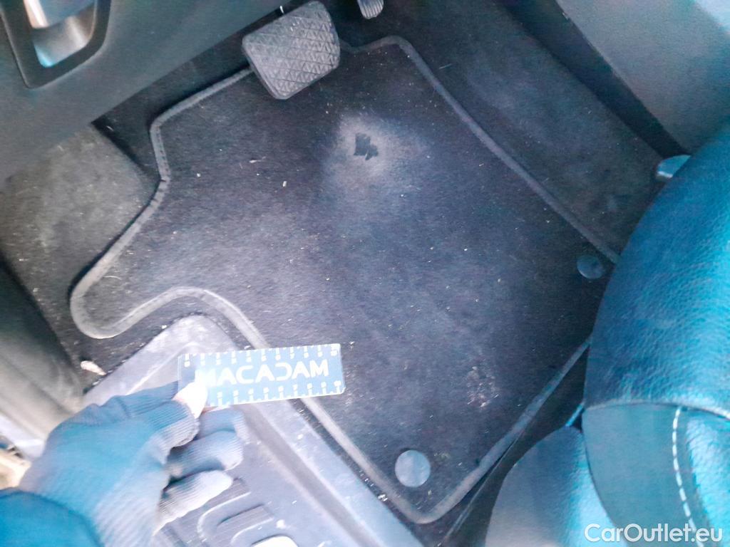  Mercedes  V-Klasse MERCEDES-BENZ Clase V / 2014 / 5P / monovolumen 300 d Avantgarde Largo #22