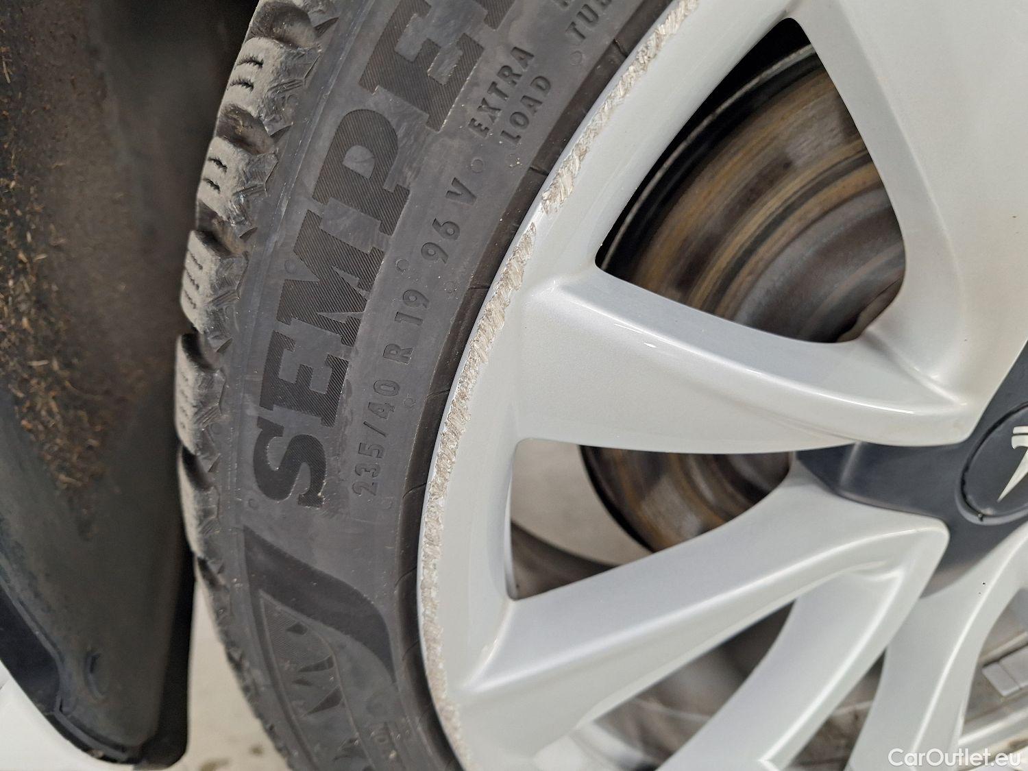  Tesla  Model 3 Tesla,  '18 BEV, Tesla  Long-Range Dual Motor AWD 4d #60