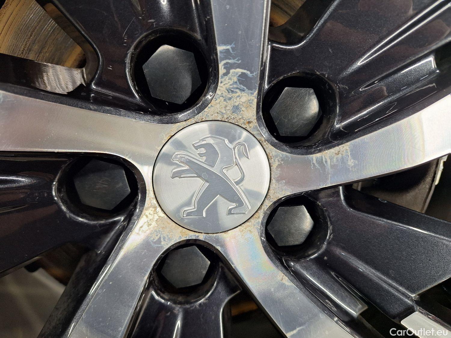  Peugeot  5008 Peugeot,  '16, Peugeot  1.5 BlueHDi 96kW S&S EAT8 GT Line 5d #7