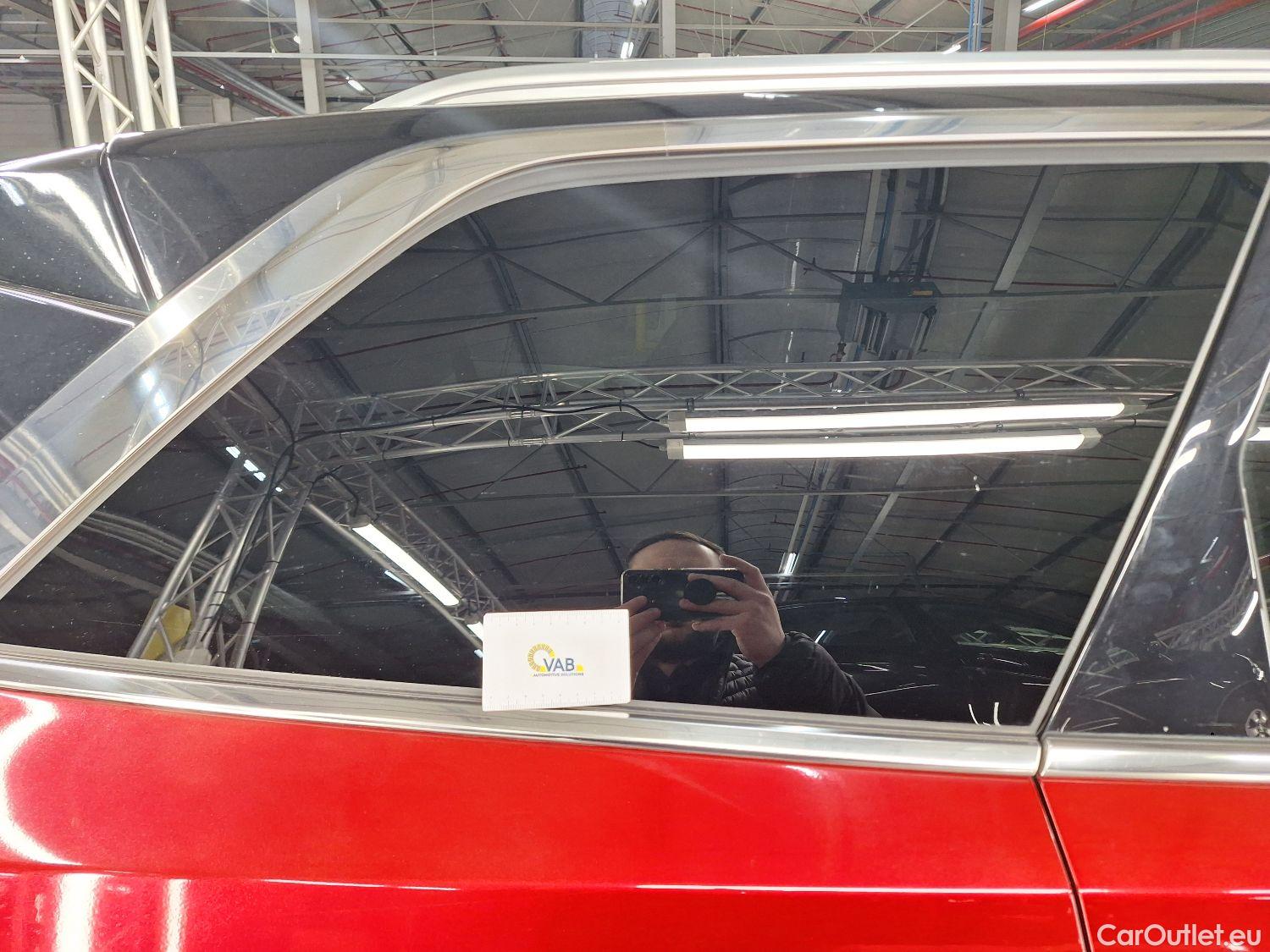  Peugeot  5008 Peugeot,  '16, Peugeot  1.5 BlueHDi 96kW S&S EAT8 GT Line 5d #31