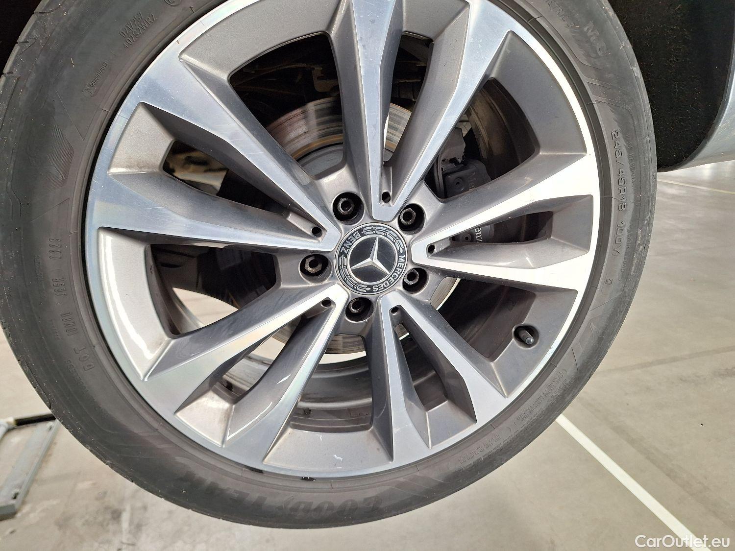  Mercedes  V-Klasse Mercedes, V-Class FL'19, Mercedes-Benz  V 220 d L2 9G-TRONIC Avantg #8