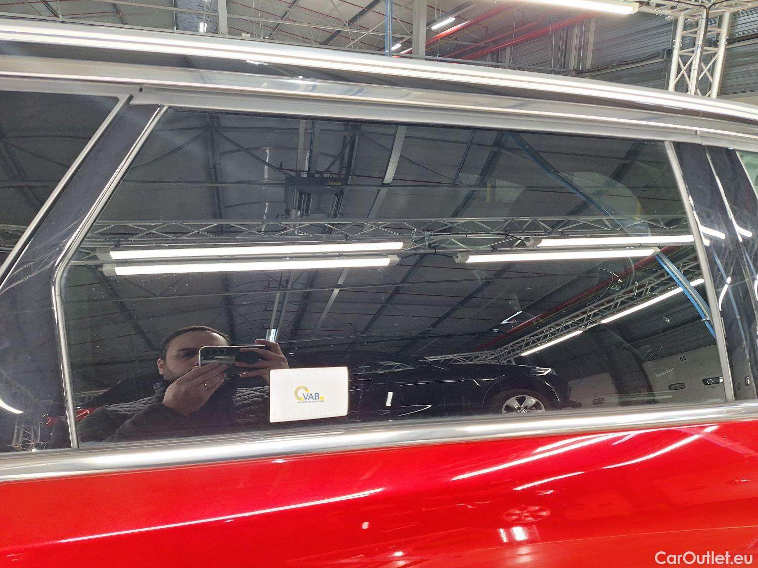  Peugeot  5008 Peugeot,  '16, Peugeot  1.5 BlueHDi 96kW S&S EAT8 GT Line 5d #33