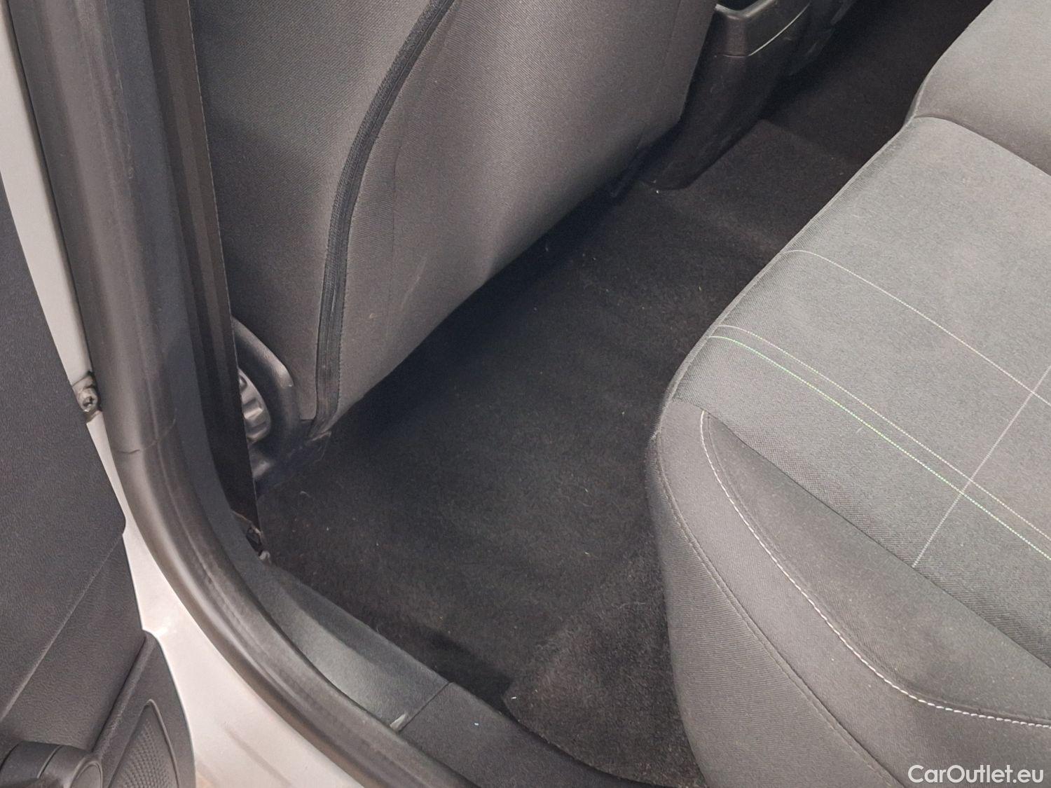  Ford  Fiesta Ford,  '17, Ford  1.1i 52kW Business Class 5d #38