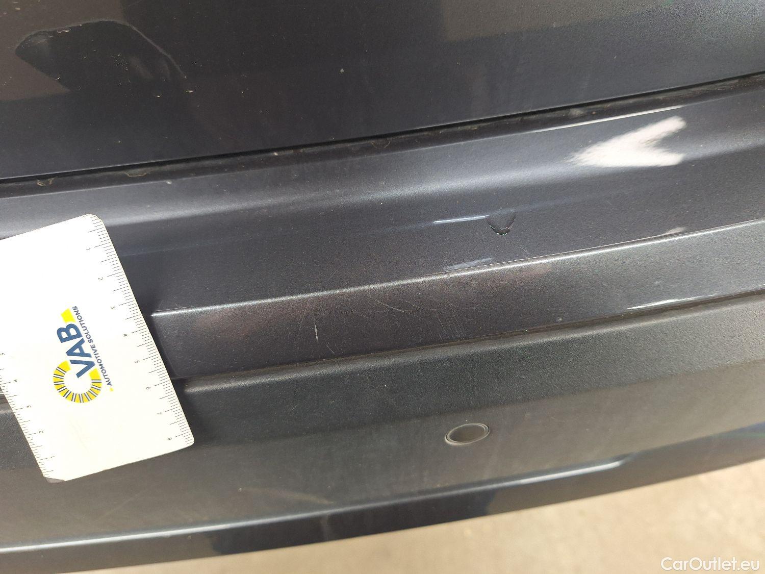  Bmw  X1 BMW,  FL'19, BMW  sDrive18iA (100 kW) 5d #12