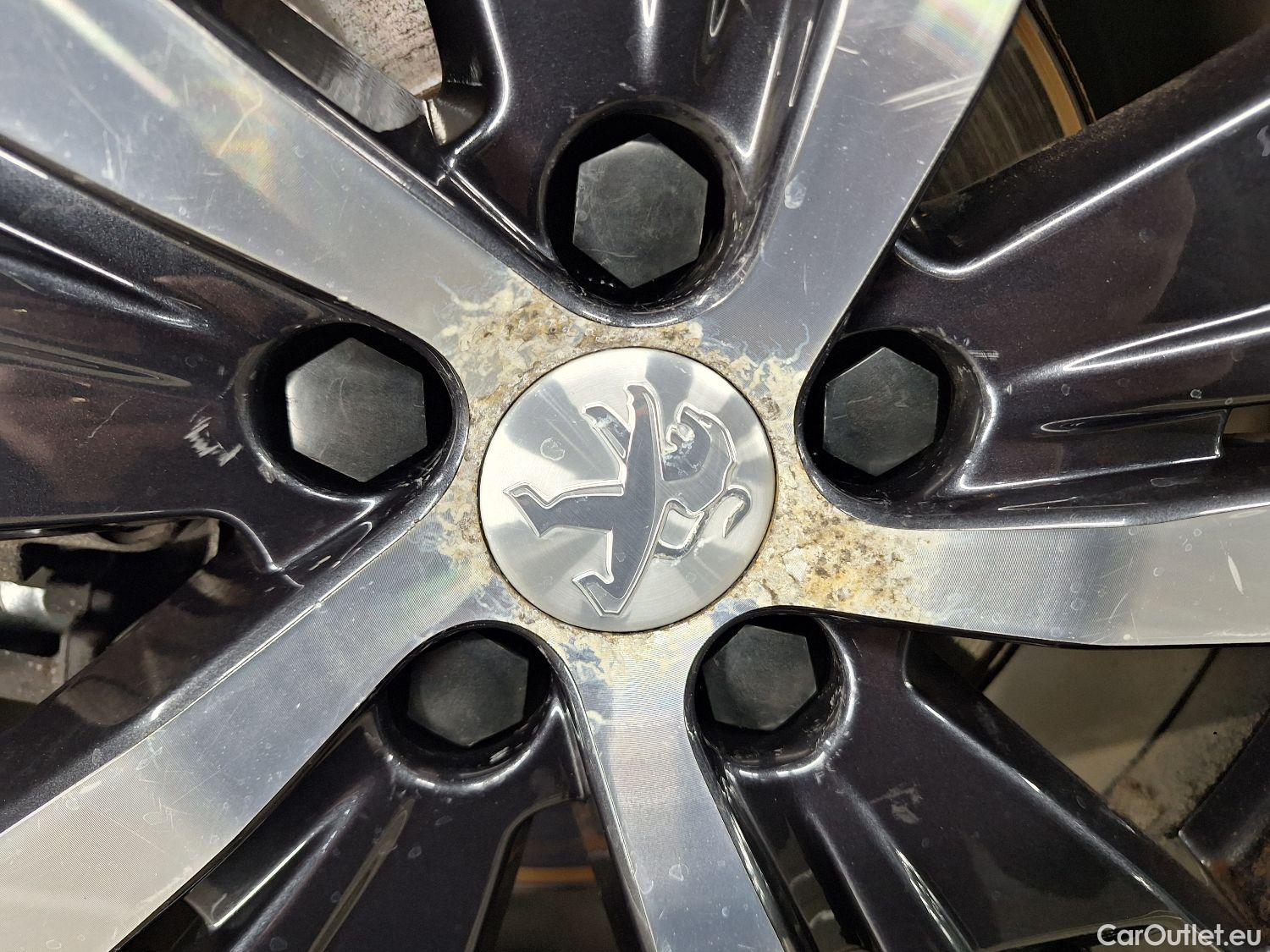  Peugeot  5008 Peugeot,  '16, Peugeot  1.5 BlueHDi 96kW S&S EAT8 GT Line 5d #11