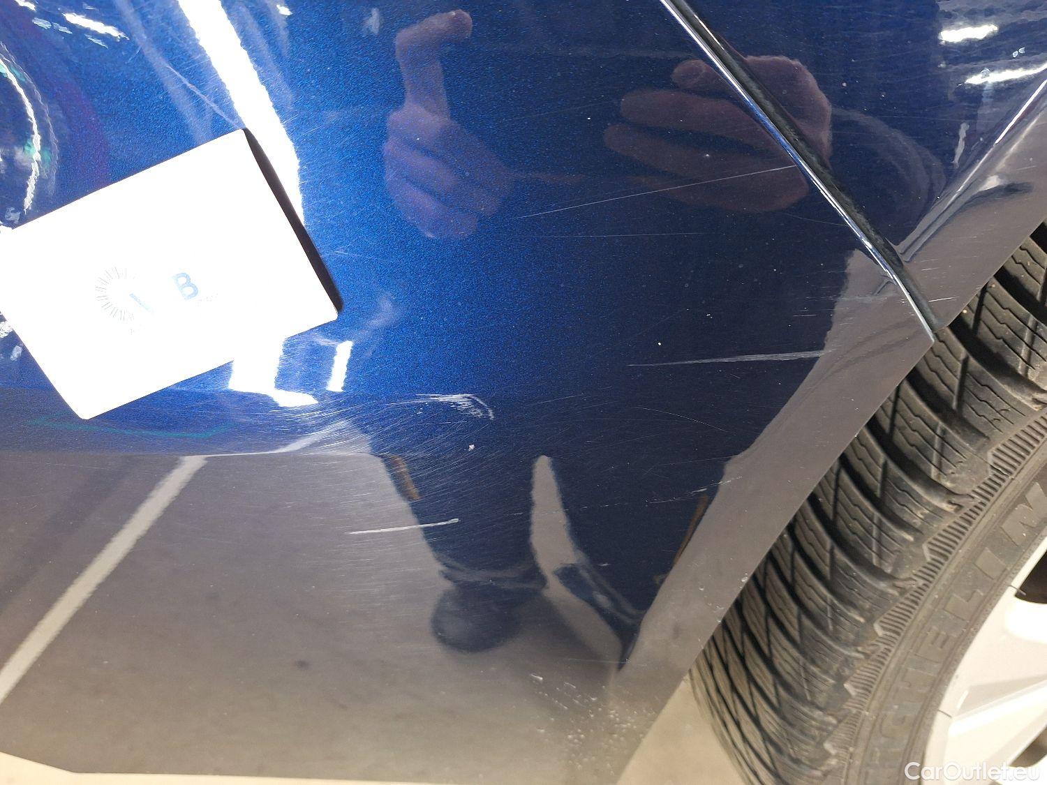  Jaguar  XE Jaguar,  FL'19, Jaguar  D180 Aut. S 4d #27