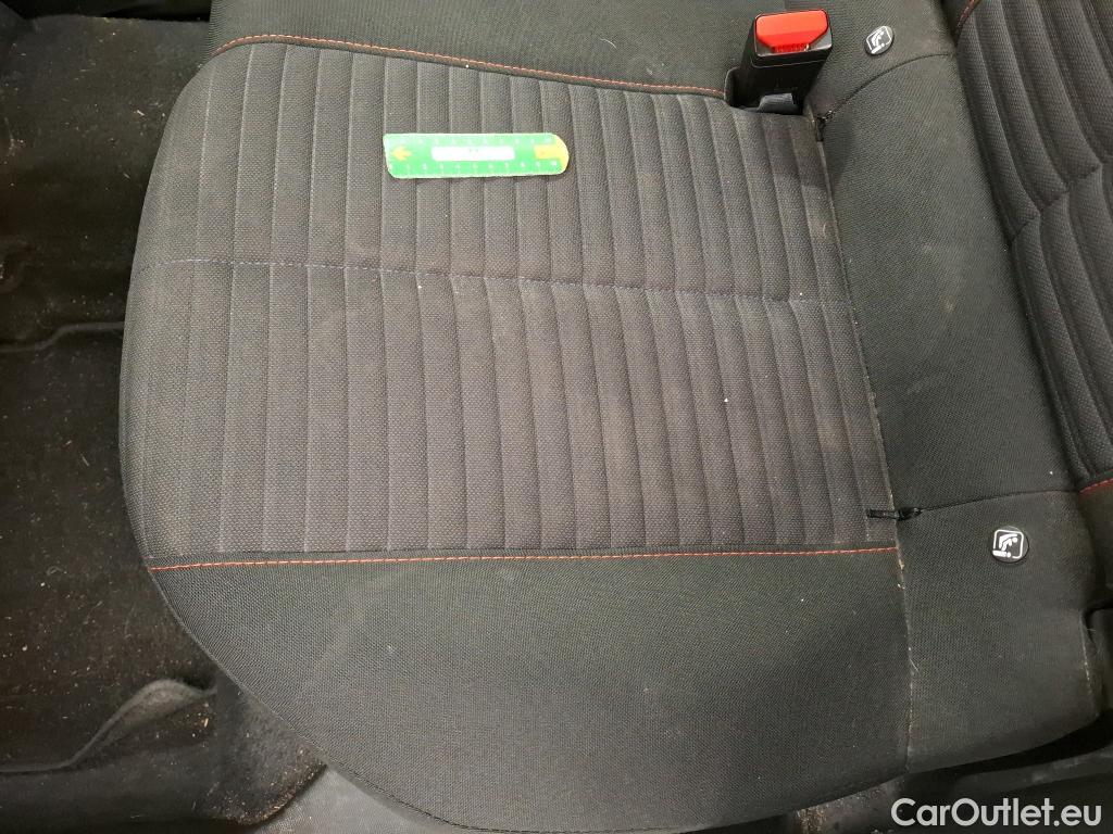  Peugeot  2008  Active Business 1.5 HDi 130CV BVA8 E6d #18