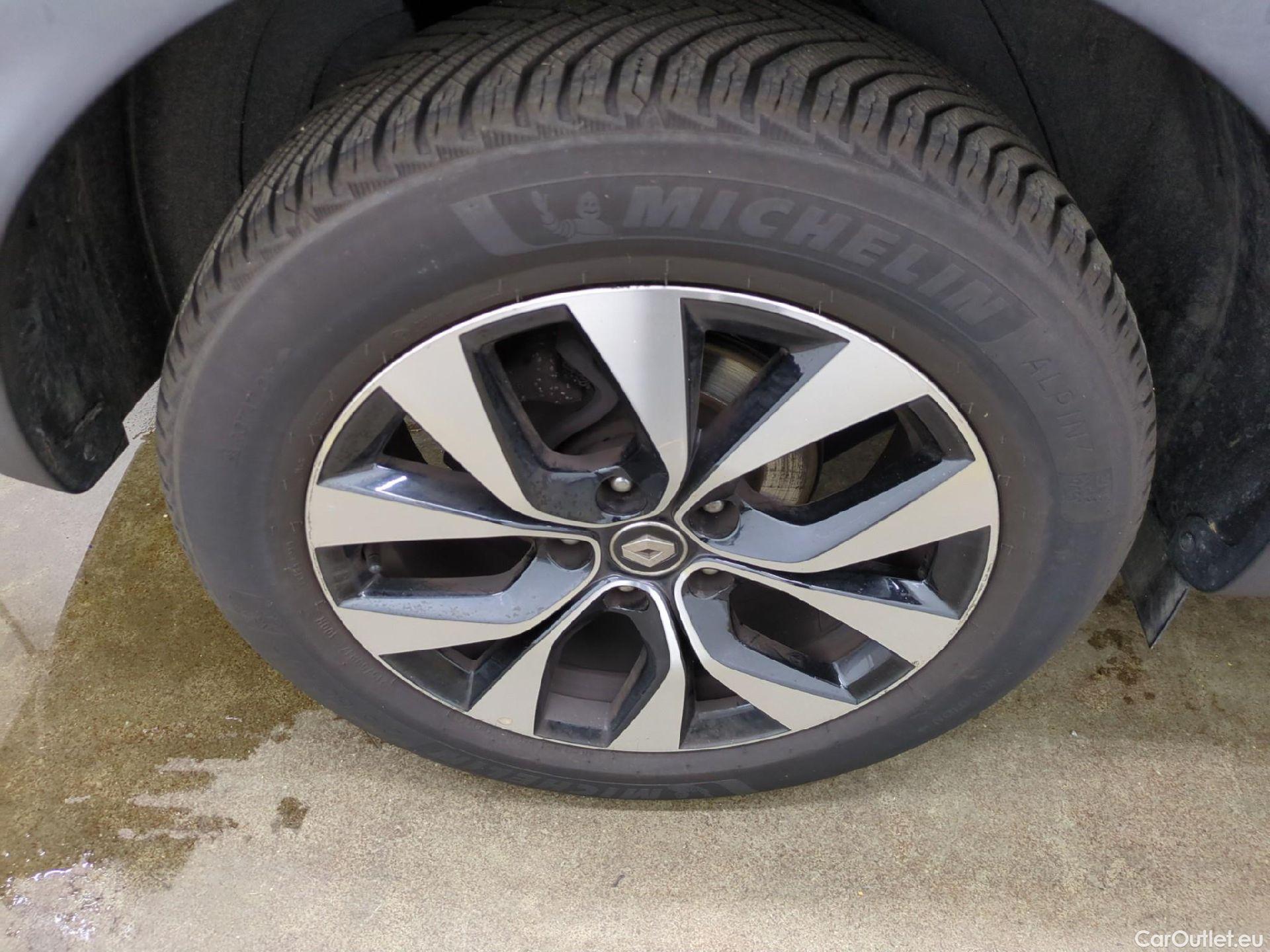  Renault  Arkana RENAULT  / 2021 / 5P / SUV Business TCe 140 EDC #22