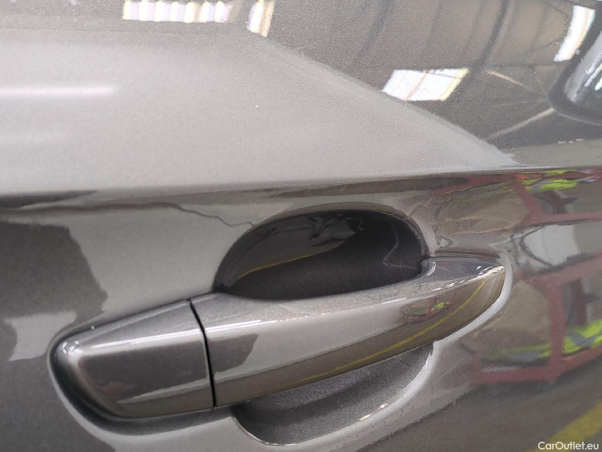  Opel   Grandland X Grandland X Elegance Business 1.2 Turbo 130CV BVA8 E6d #17