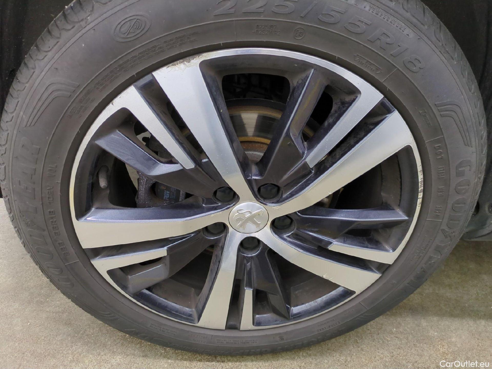  Peugeot  3008  Allure Business 1.5 HDi 130CV BVA8 E6d #24