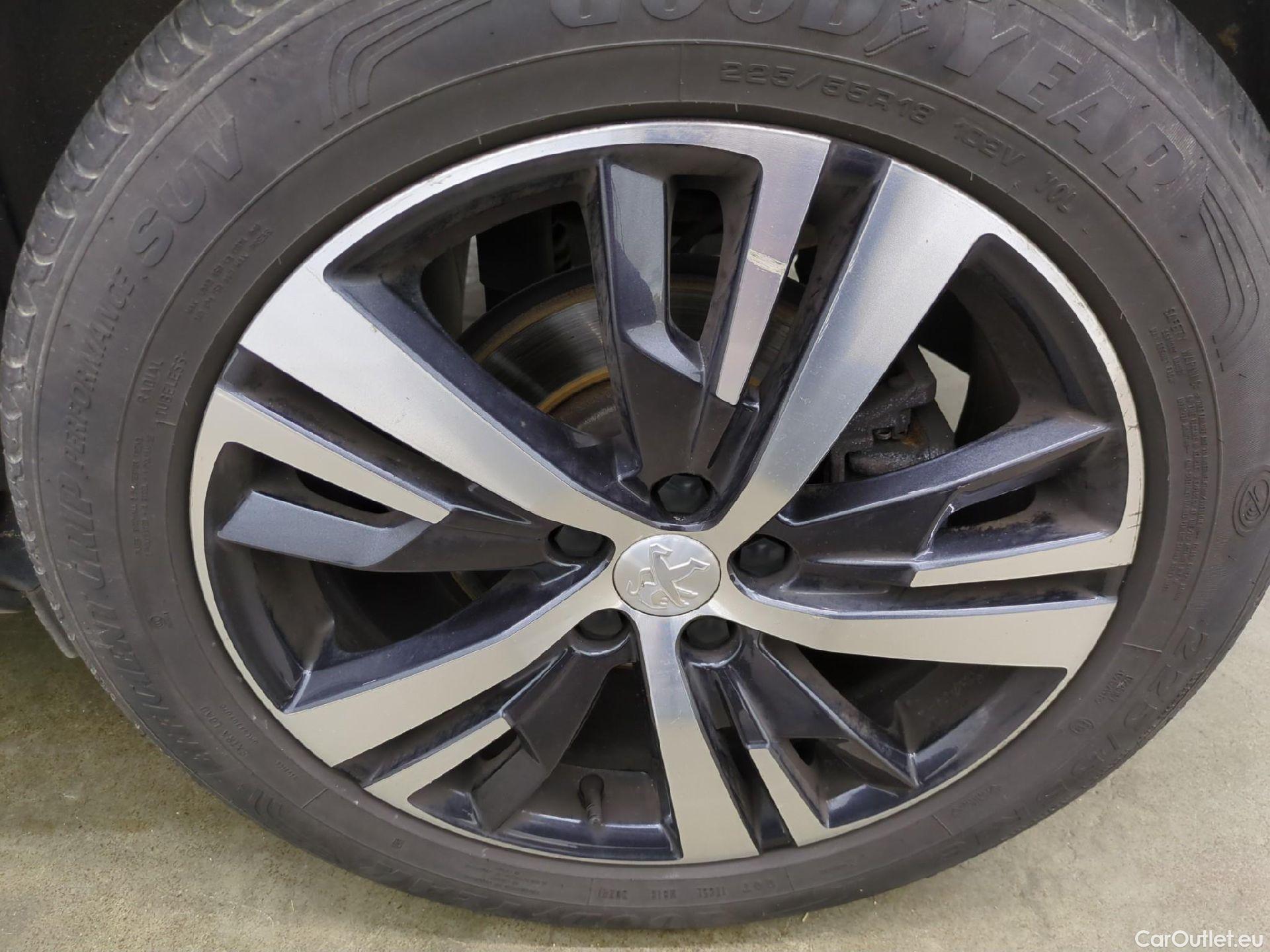  Peugeot  3008  Allure Business 1.5 HDi 130CV BVA8 E6d #22