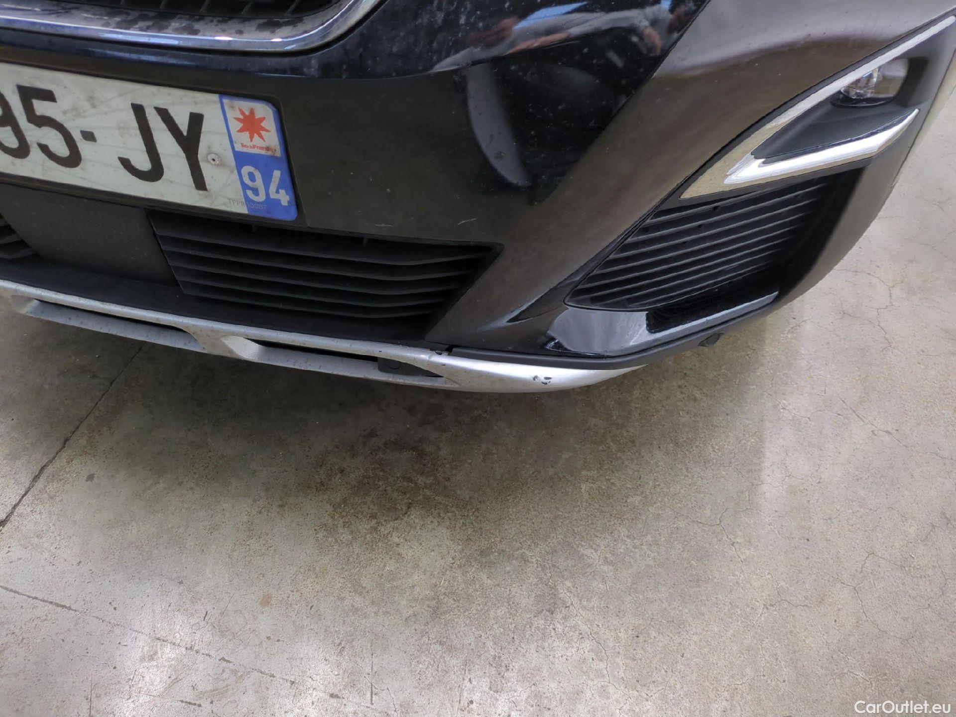  Peugeot  3008  Allure Business 1.5 HDi 130CV BVA8 E6d #31