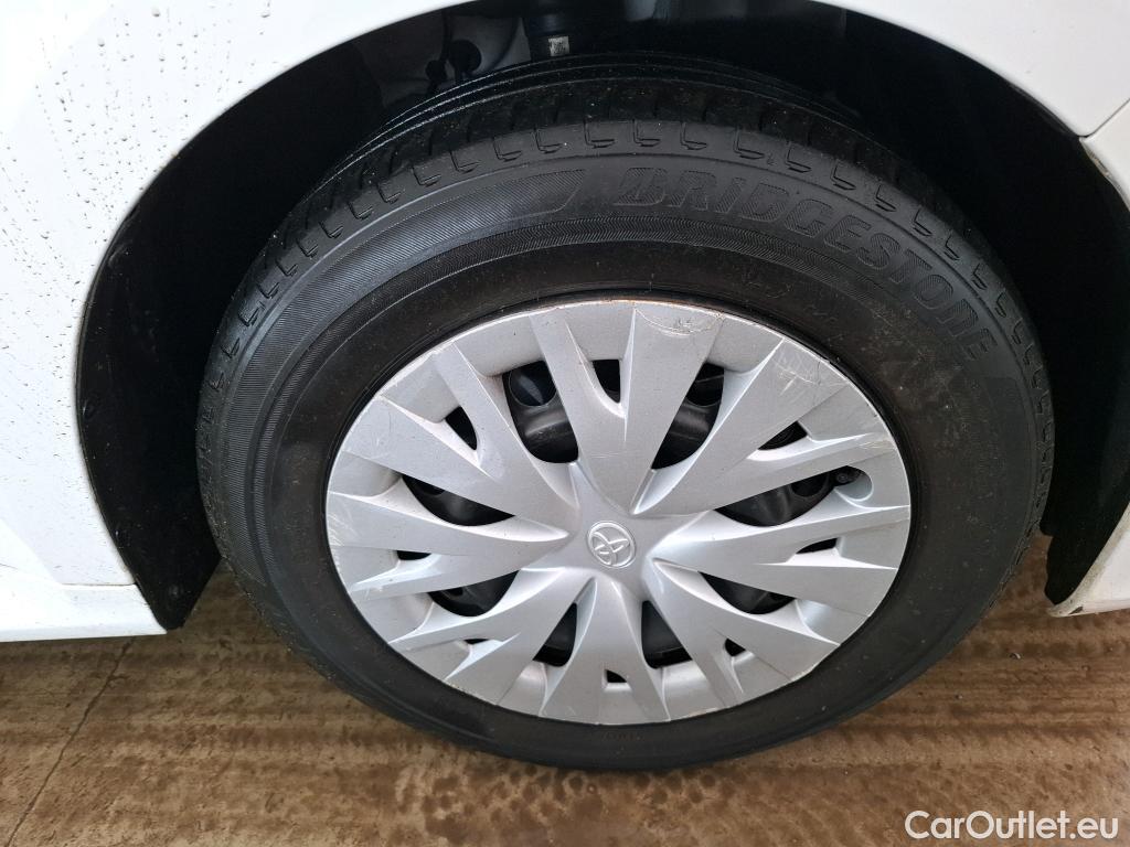  Toyota  Yaris TOYOTA  Hybride / 2019 / 5P / Berline Hybride 116h France Business Stage Acad #32