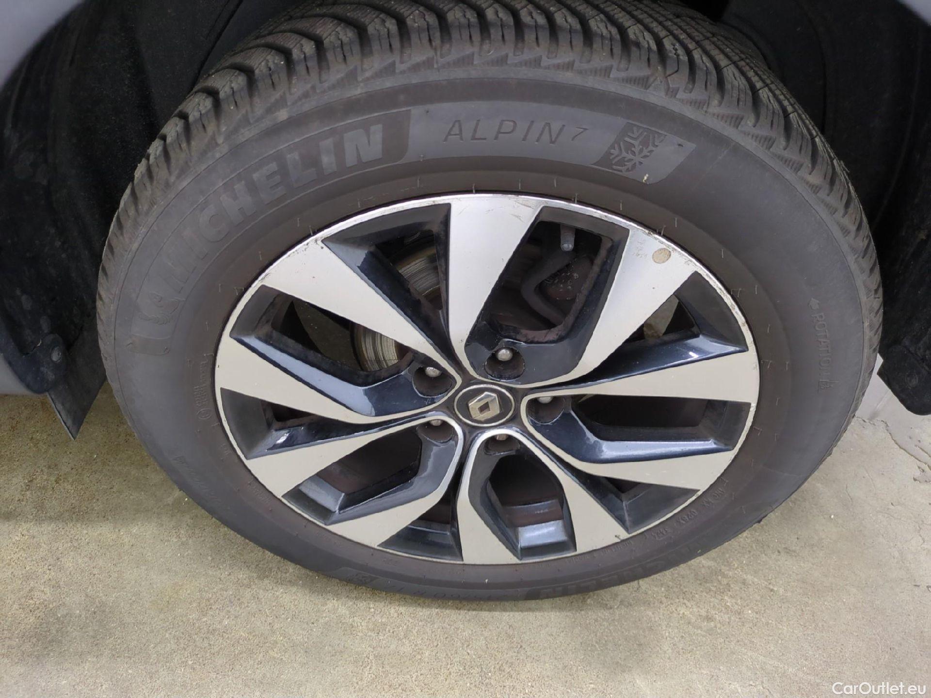  Renault  Arkana RENAULT  / 2021 / 5P / SUV Business TCe 140 EDC #21