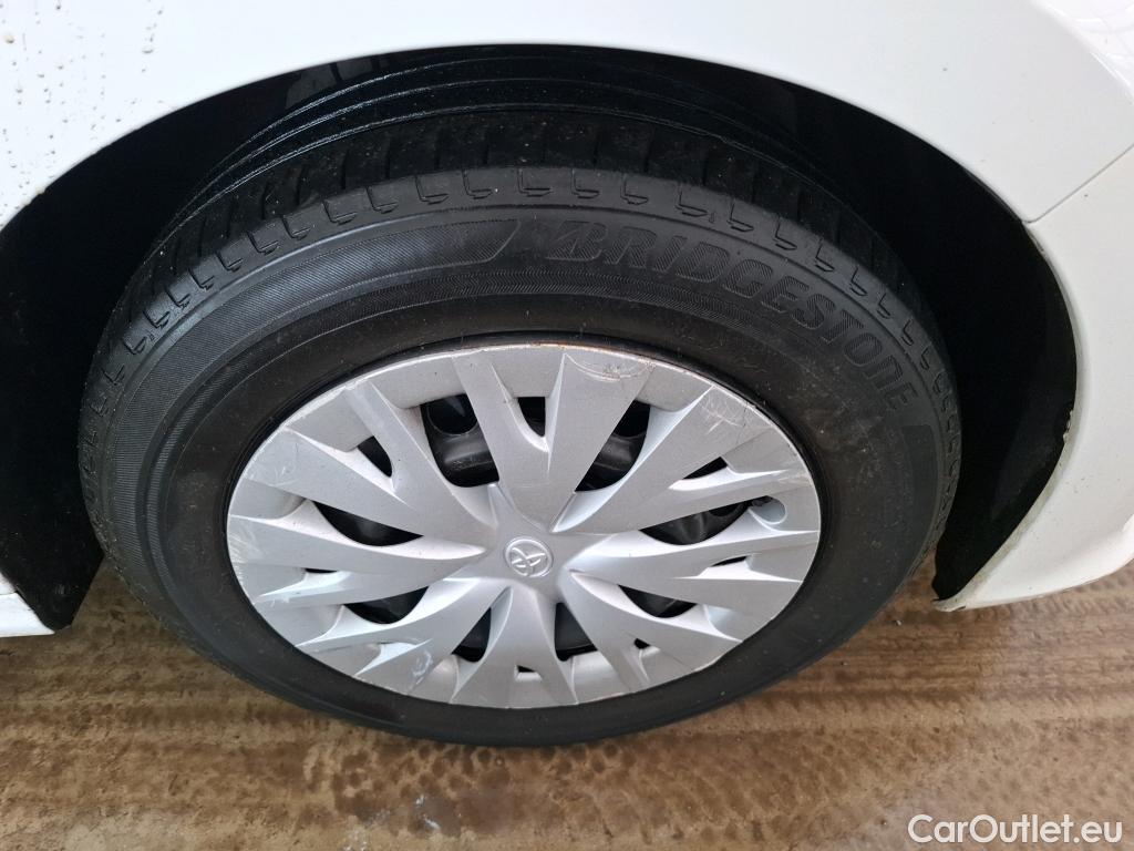  Toyota  Yaris TOYOTA  Hybride / 2019 / 5P / Berline Hybride 116h France Business Stage Acad #31