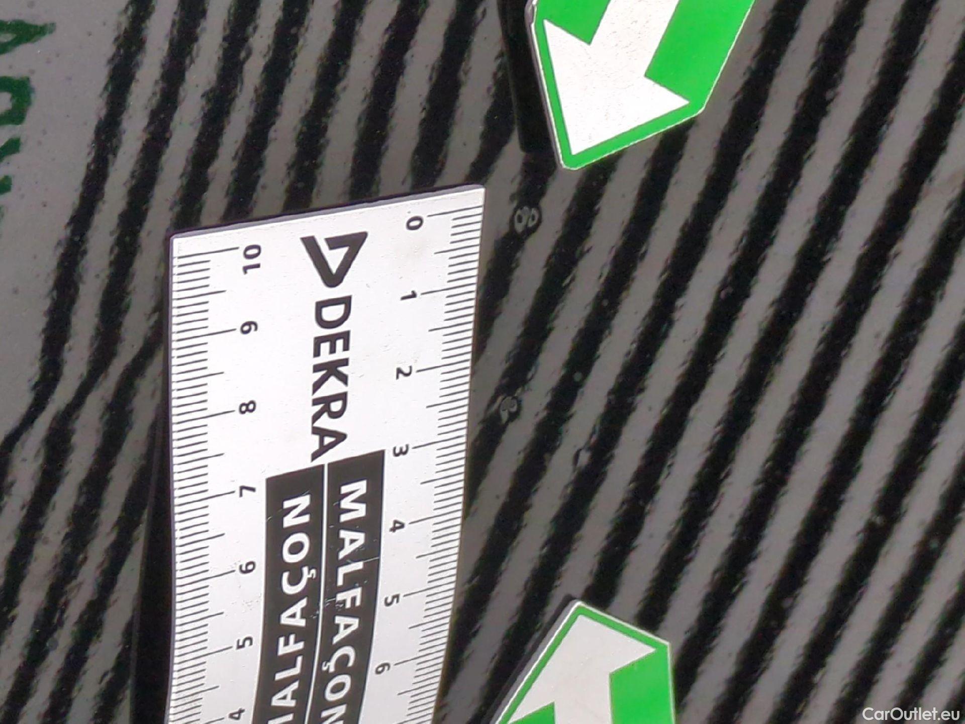  Peugeot  3008  Allure Business 1.5 HDi 130CV BVA8 E6d #26