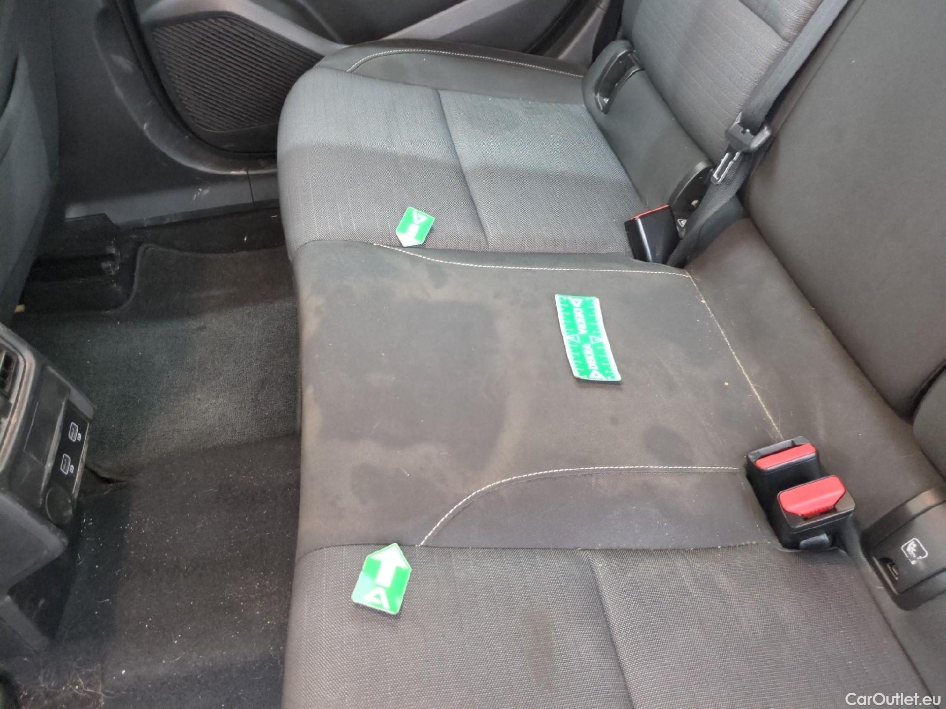  Renault  Arkana RENAULT  / 2021 / 5P / SUV Business TCe 140 EDC #7